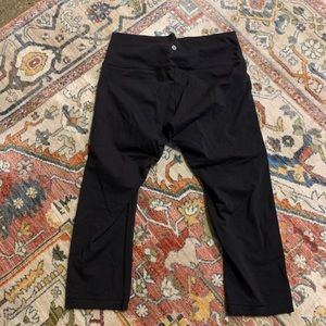 lululemon Black Cropped Leggings - 12